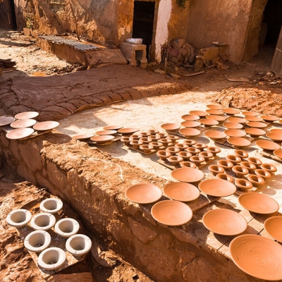 PhotoAtelier d'artisanat Marrakech: cours de poterie Marocaine